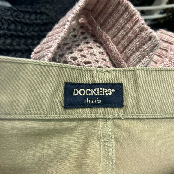 Dockers mens 34/30 khaki dress pants - Picture 3 of 6